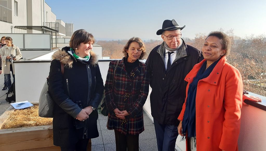 Anne Canova, Directrice régionale CDC Habitat Auvergne Rhône-Alpes, Françoise Forot, Directrice Régionale ICADE Promotion, Roland Crimier, Vice président Métropole de Lyon, Hélène Geoffroy, Maire de Vaulx en Velin.